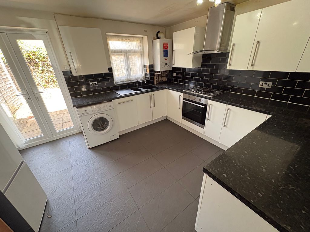 Property photo 2 of 9 Img_2918