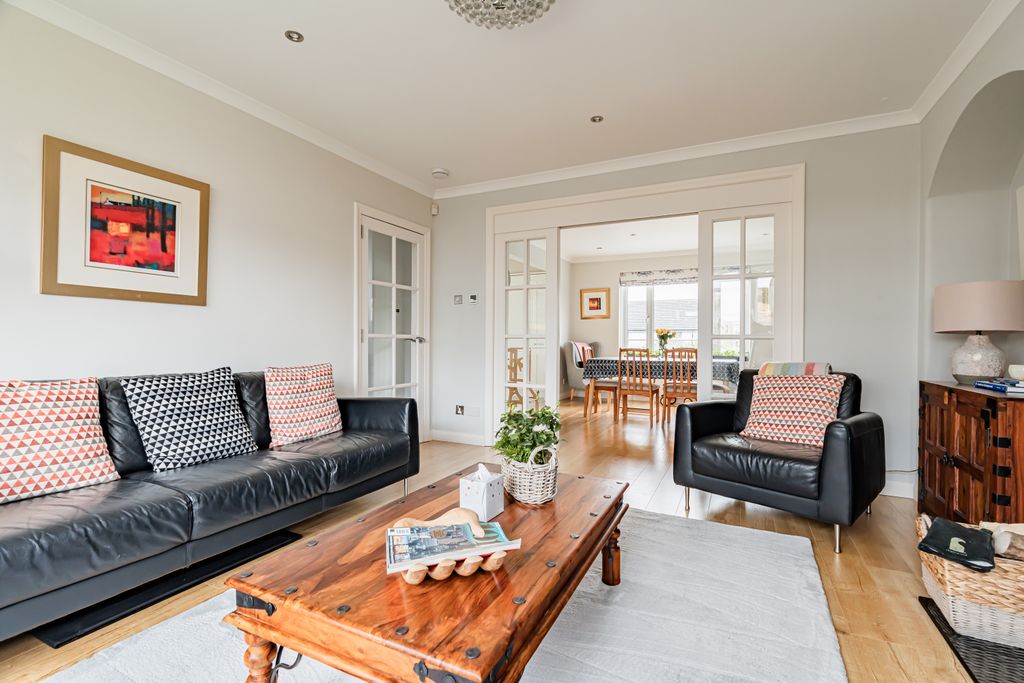 Property photo 2 of 33 Property Image 2