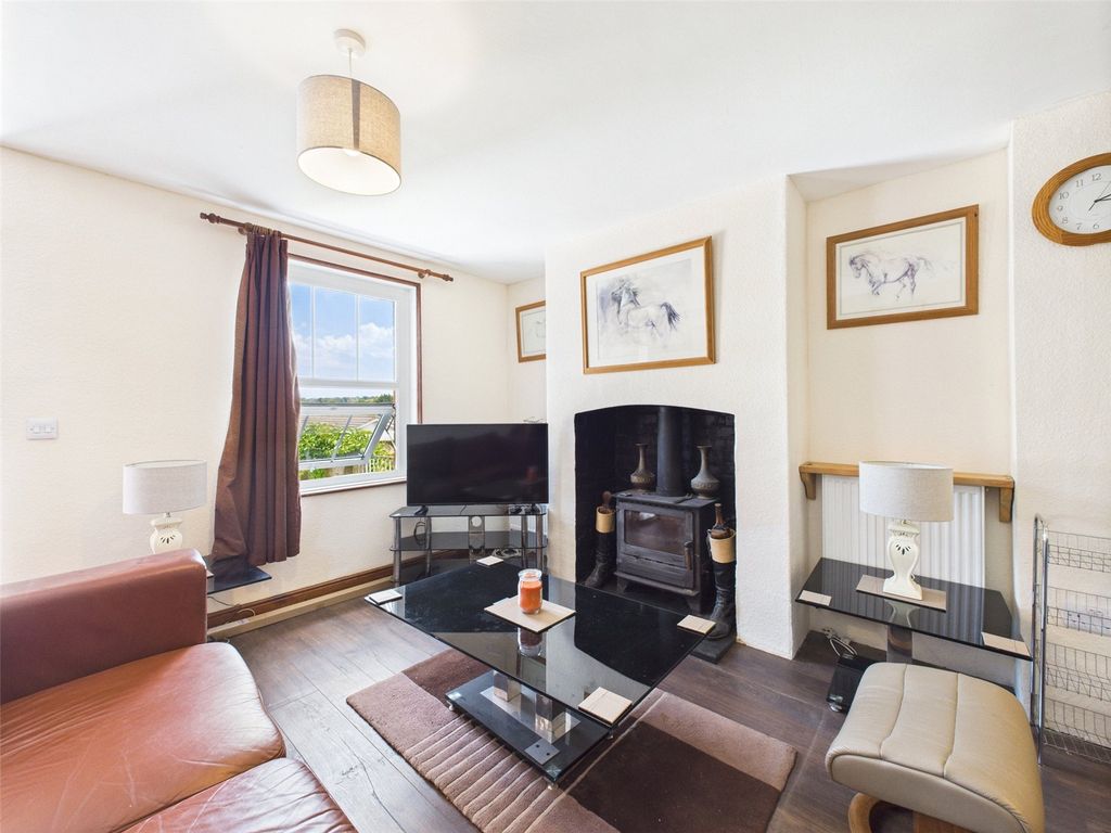 Property photo 3 of 13 Picture No. 02