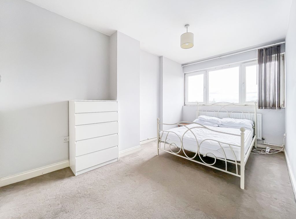 Property photo 2 of 12 Photo 2