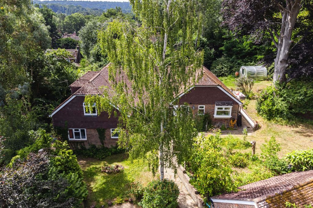 Property photo 1 of 29