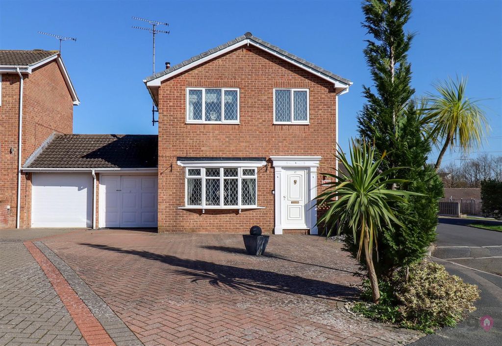 Property photo 1 of 21 Img_4594-Img_4596.Jpg