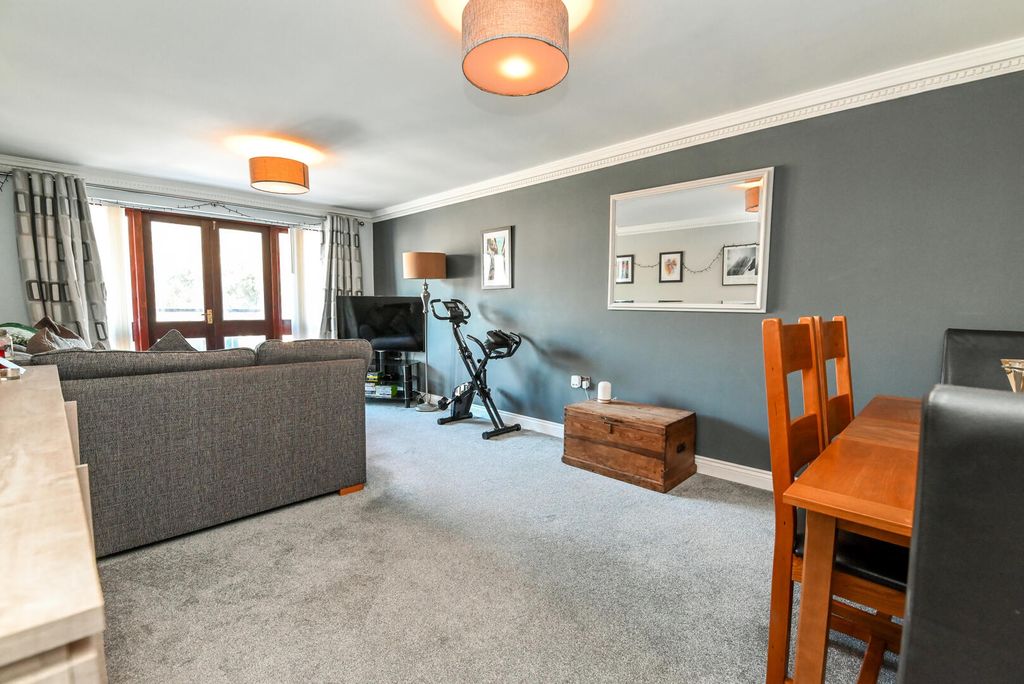 Property photo 3 of 14 Living Room