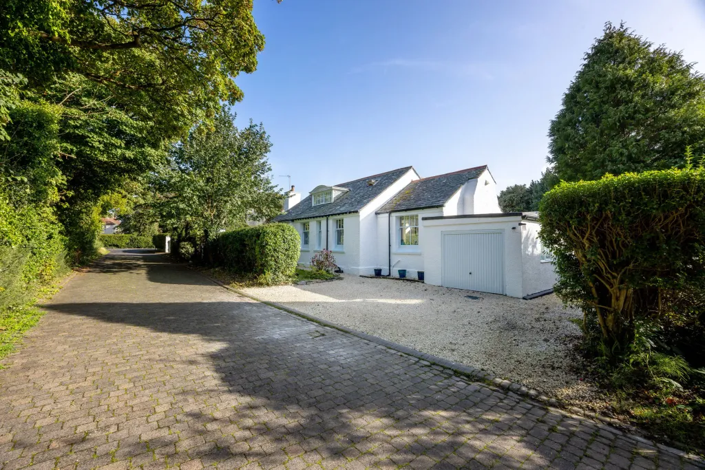 Property photo 2 of 46