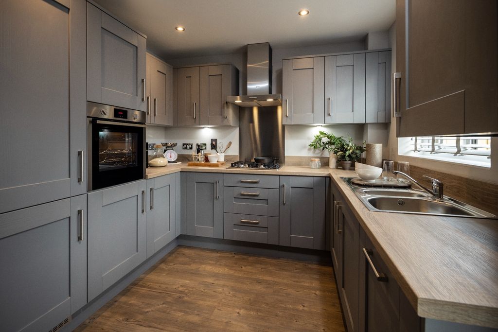 Property photo 2 of 9 4566521