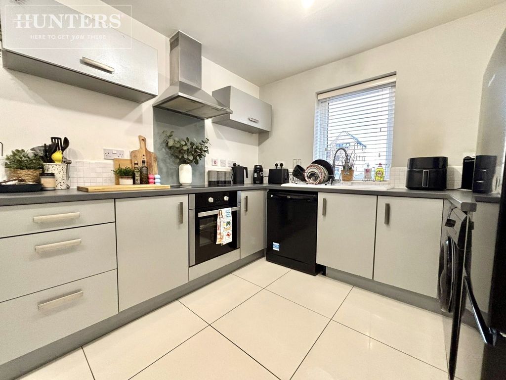 Property photo 3 of 15 Pbox-Img.Jpg