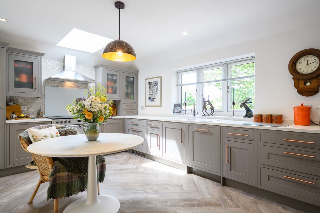 Property photo 2 of 30 Palmers Oak-34