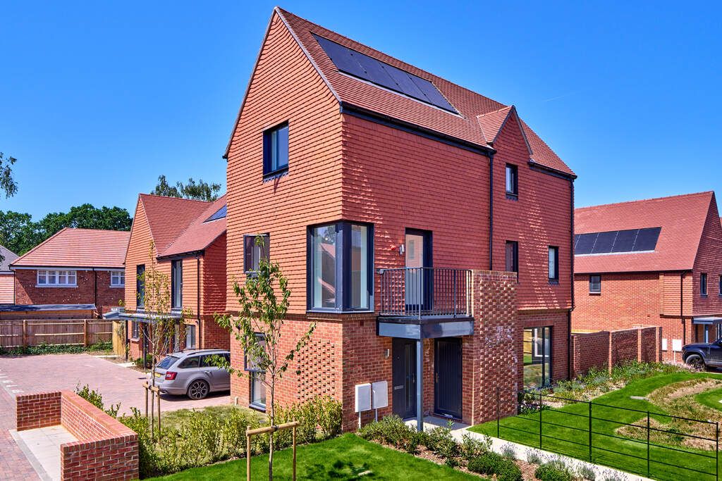 Property photo 1 of 7 Vistry Allium Park Plot 164 270526