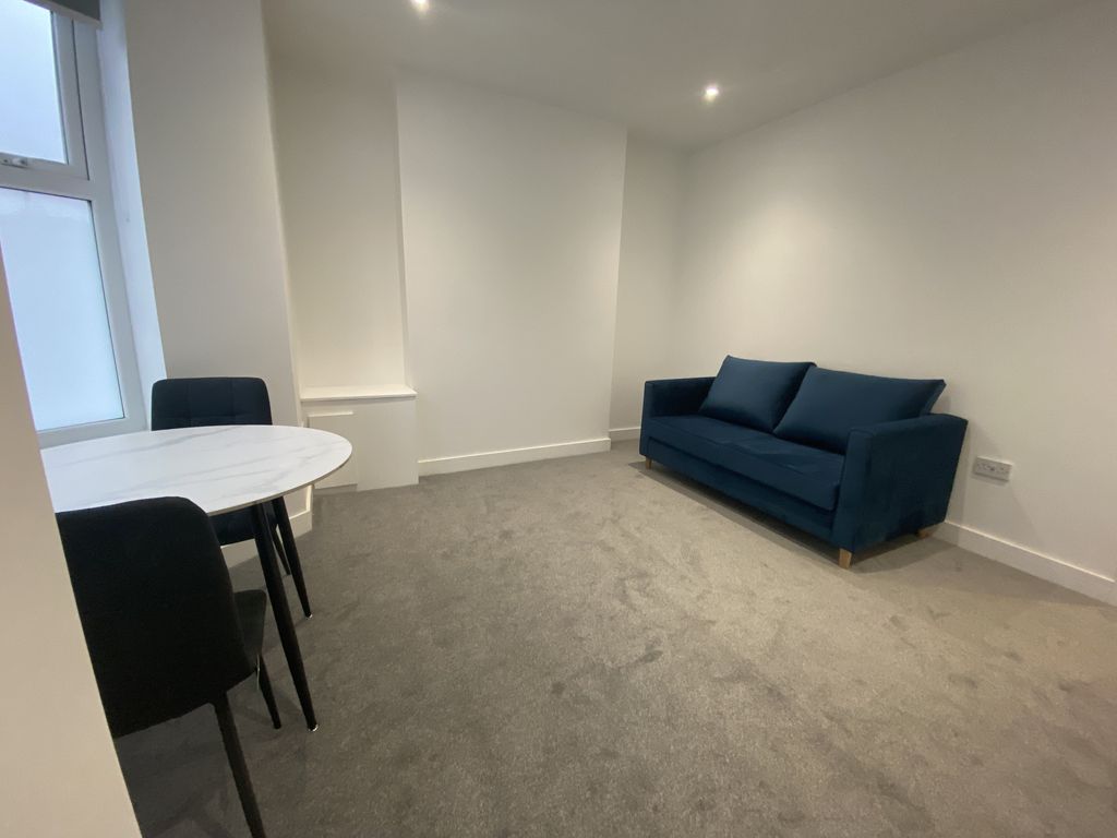 Property photo 2 of 12 Lounge-B