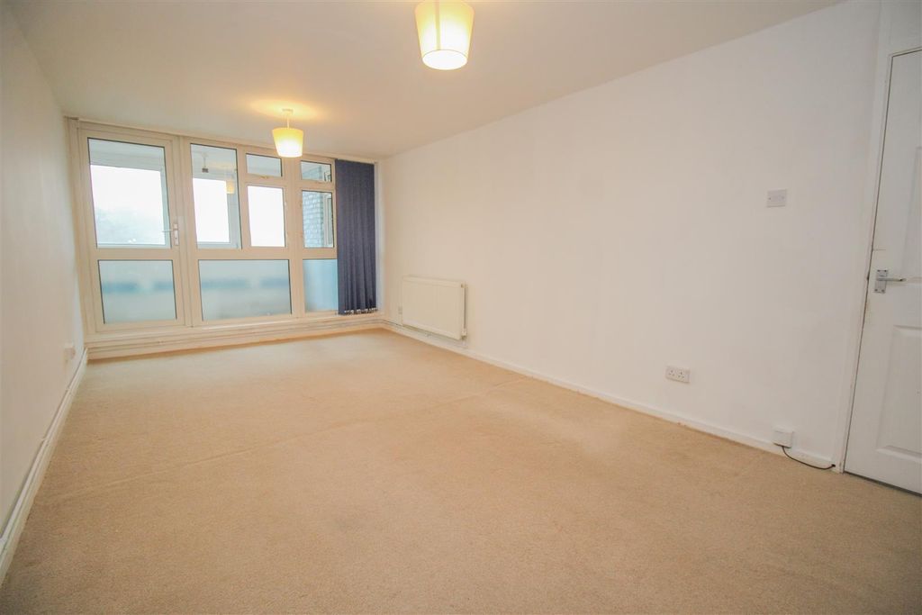 Property photo 2 of 6 Img_8634.Jpg