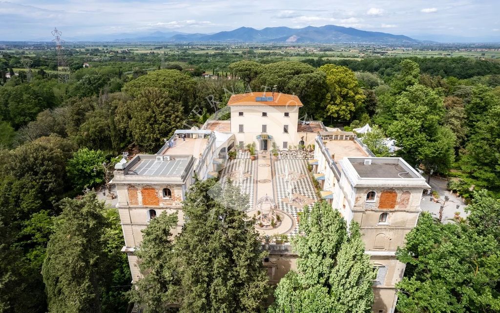 Property photo 1 of 34