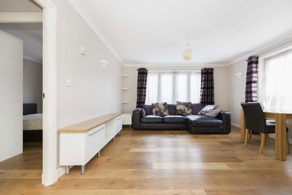 Property photo 2 of 5