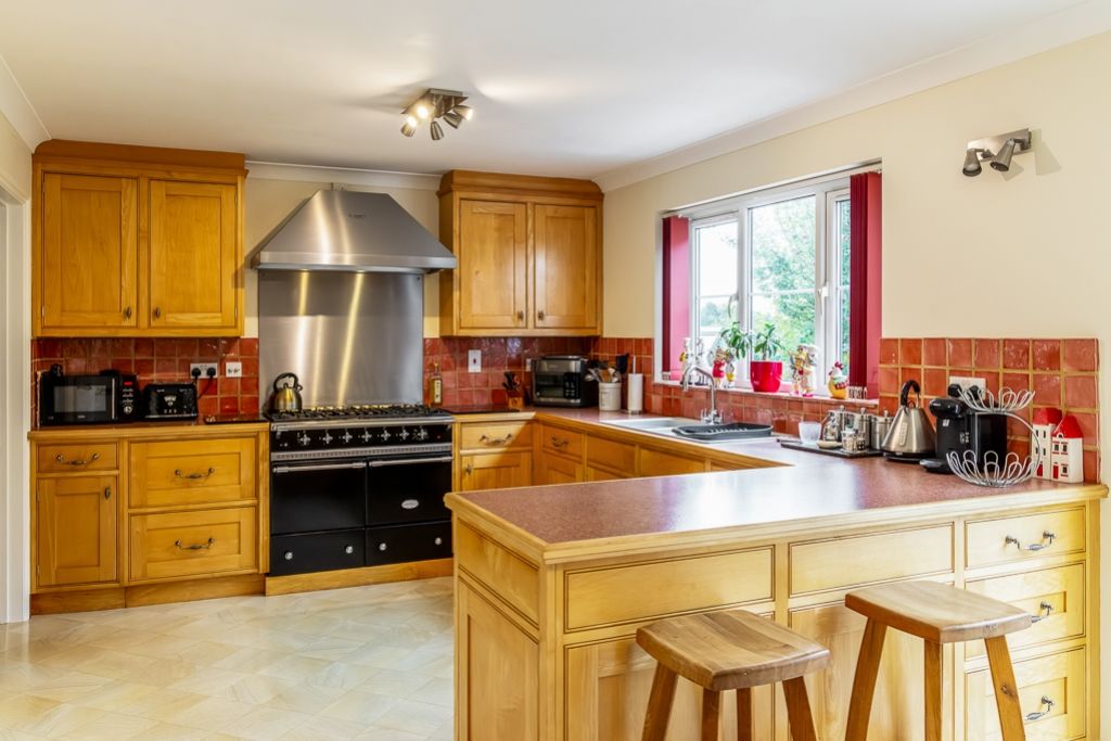 Property photo 2 of 38 Meridian House (Holbeach Clough)-20