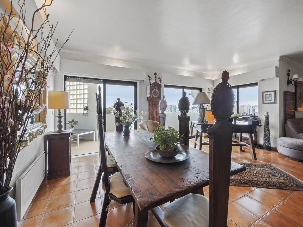 Property photo 2 of 26