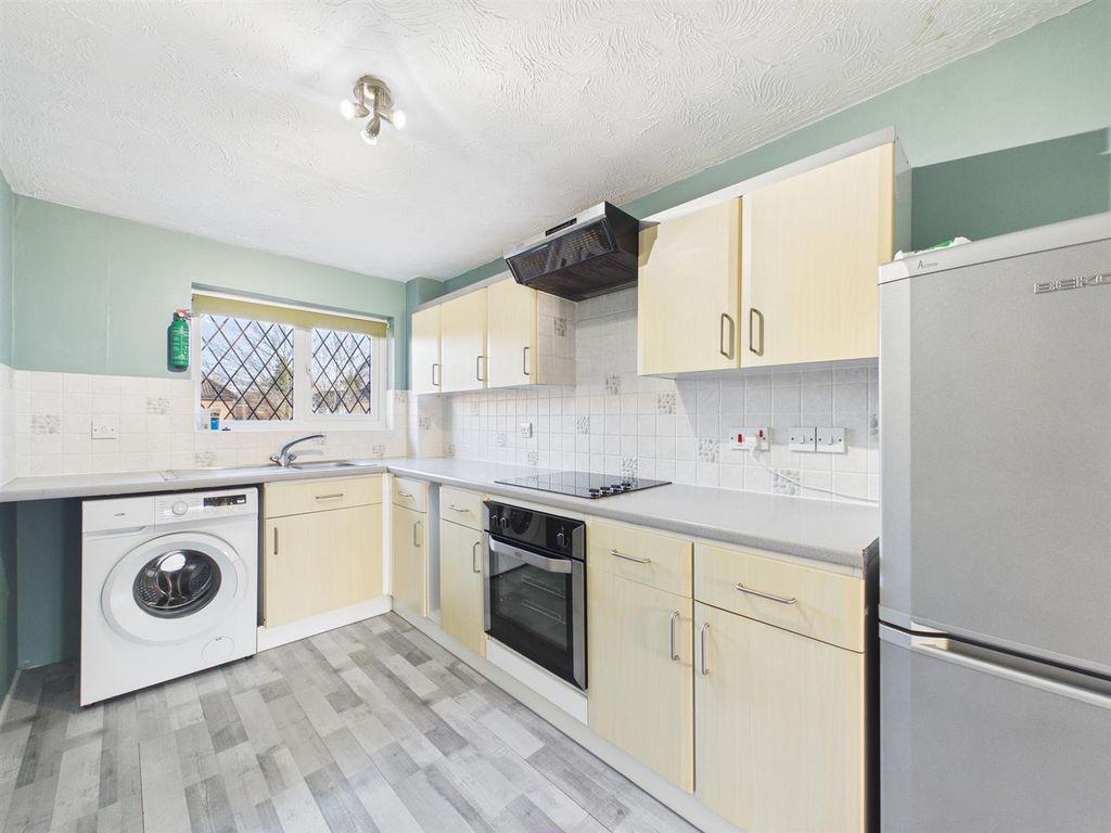 Property photo 2 of 6 Cam02435G0-Pr0189-Still010.Jpg