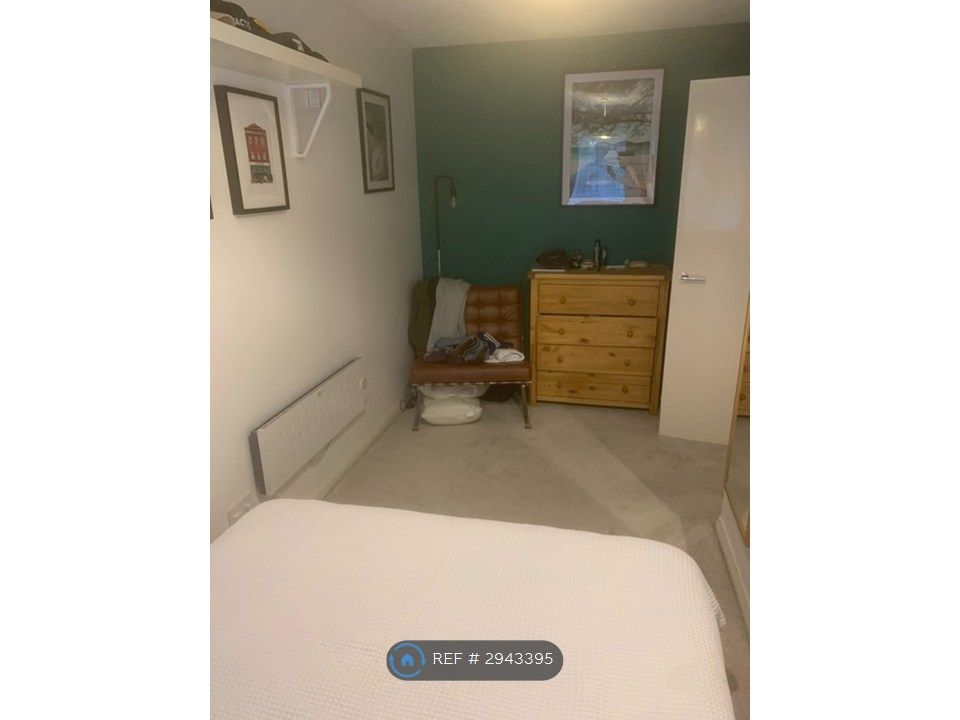 Property photo 2 of 6 Master Bedroom