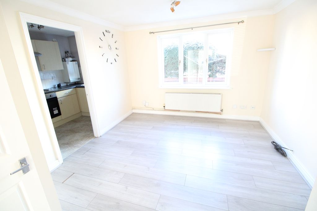 Property photo 2 of 8 Img_9242