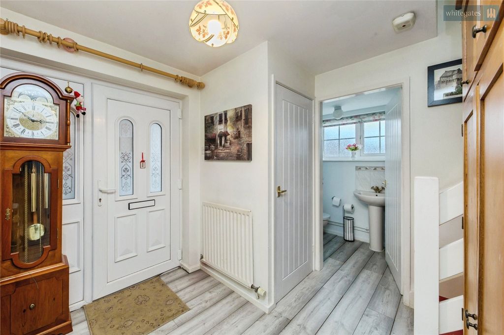 Property photo 2 of 17 Picture No. 09