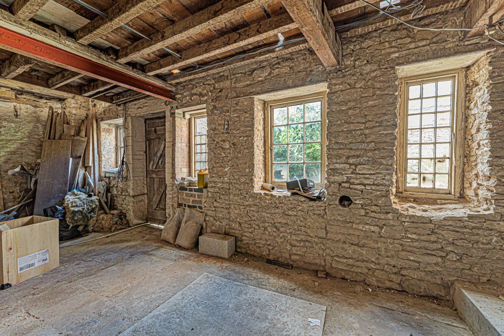 Property photo 2 of 8 Picture No. 06
