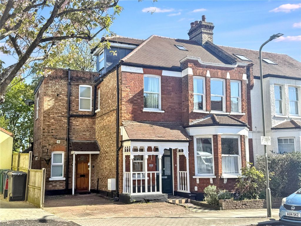 Property photo 1 of 19 Picture No. 23