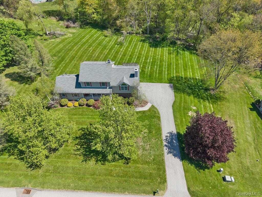 Property photo 2 of 12 <Alttext/>