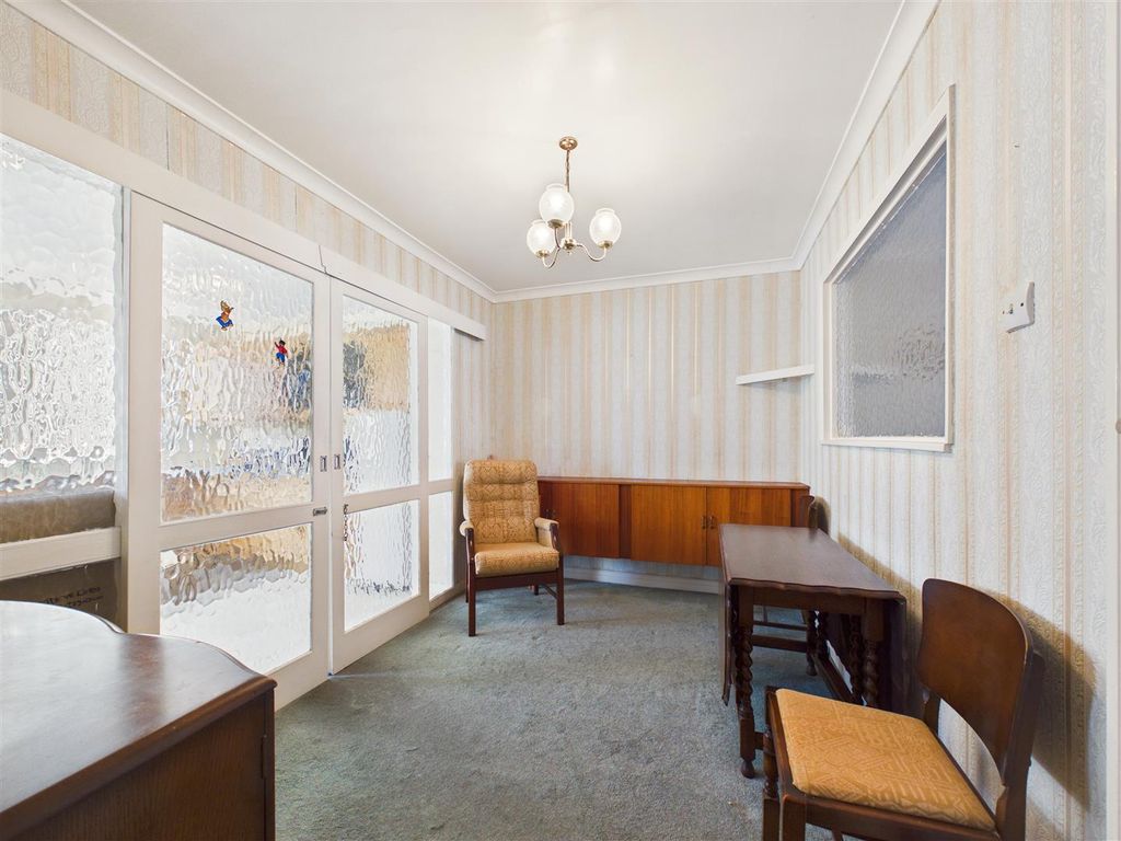 Property photo 3 of 11 Cam05193G0-Pr0122-Still005.Jpg