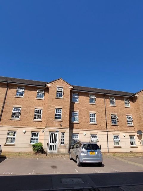 Property photo 1 of 3