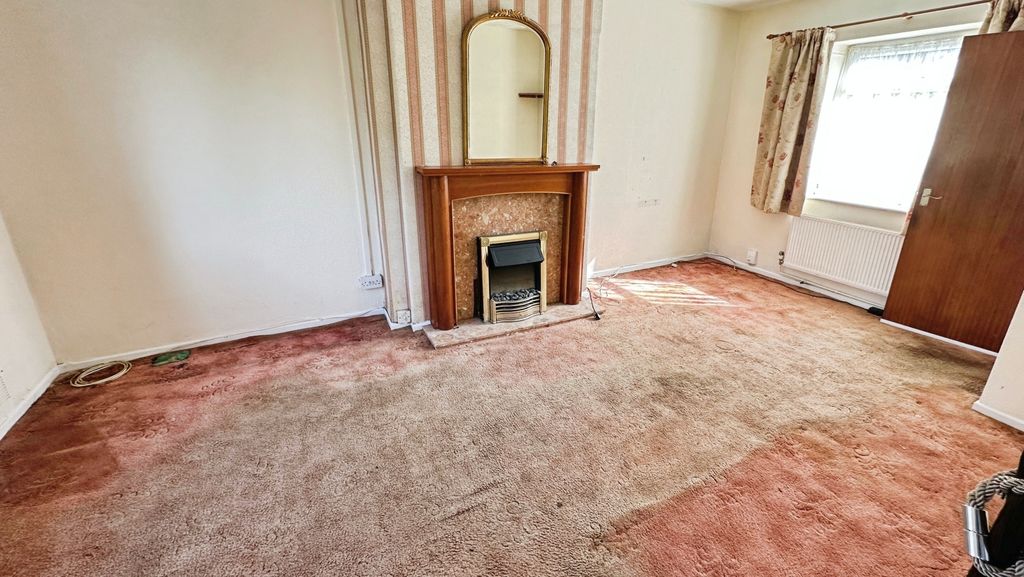 Property photo 2 of 16 Pbox-Img.Jpg