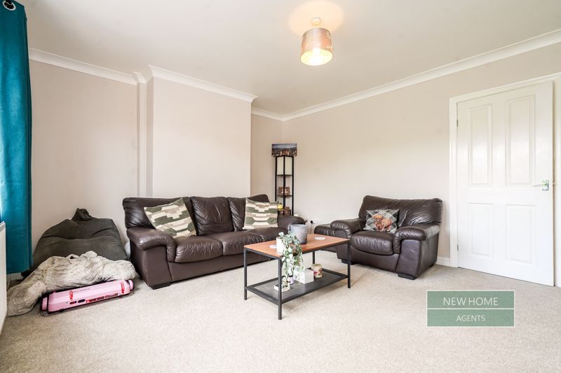 Property photo 3 of 17 Photo 10