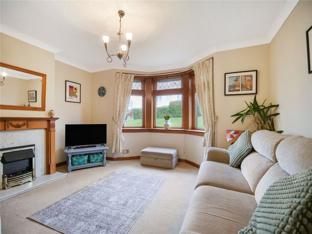 Property photo 2 of 21 Picture No. 10