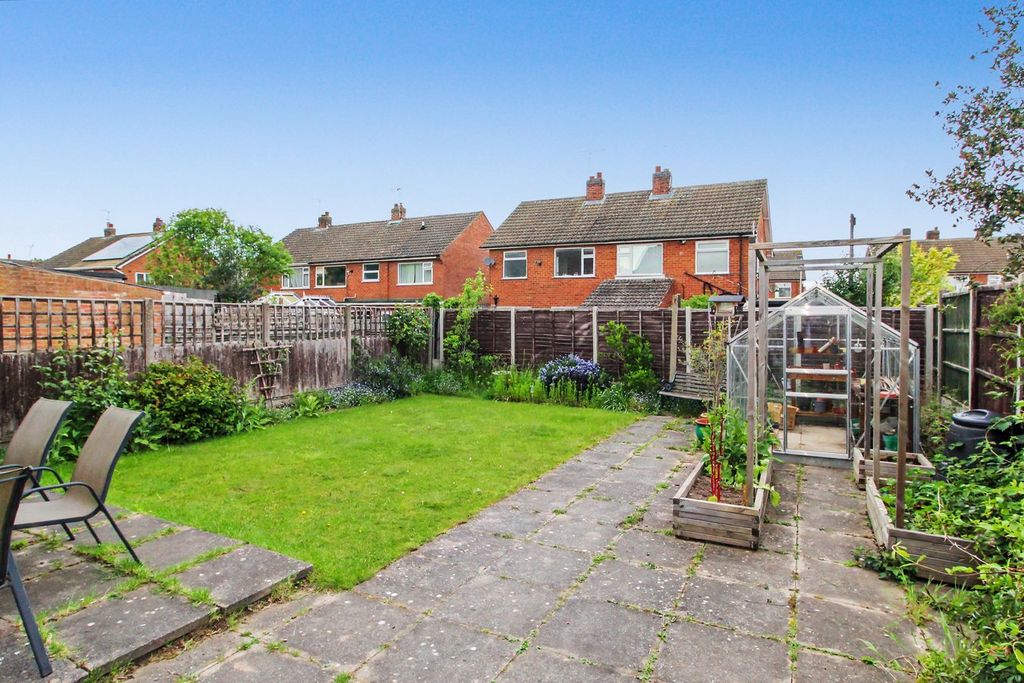 Property photo 2 of 12