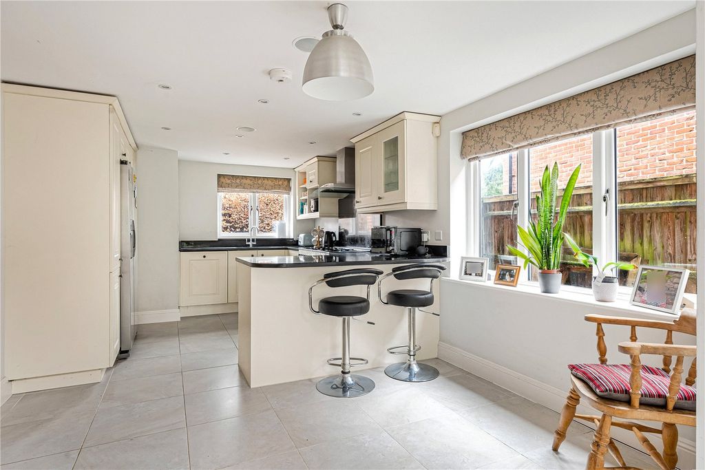 Property photo 3 of 26 Picture No. 54