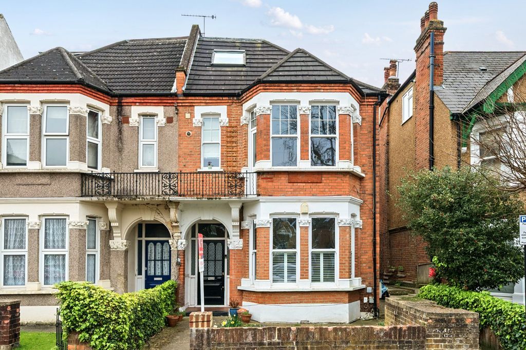 Property photo 2 of 6 Picture No. 08