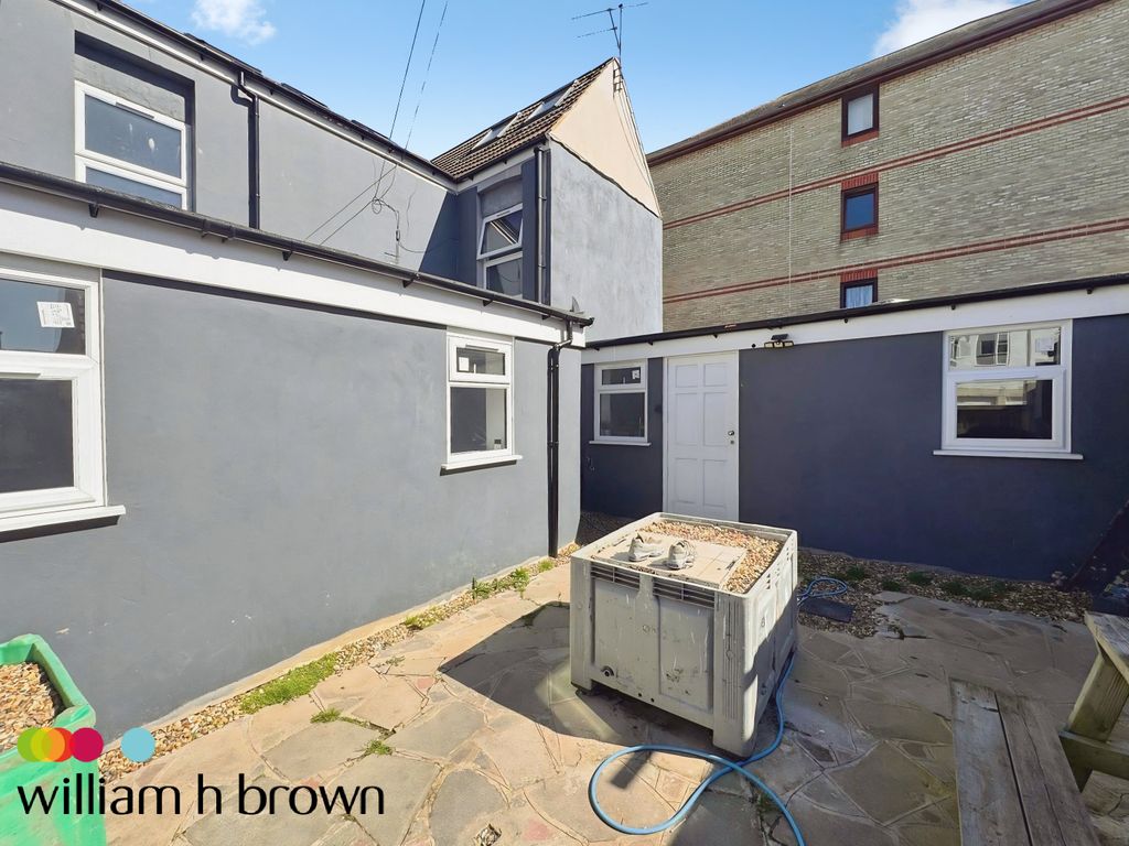 Property photo 1 of 7 View