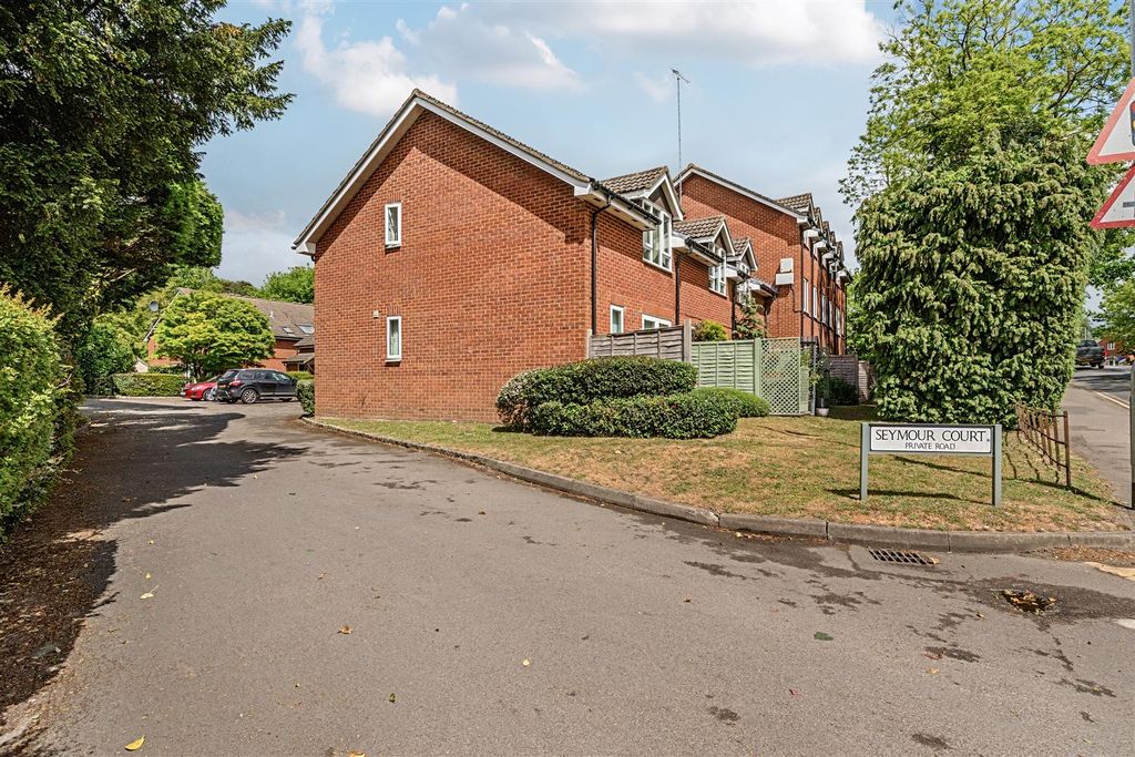 Property photo 3 of 16 1459654-6-6A0477794c560.Jpg