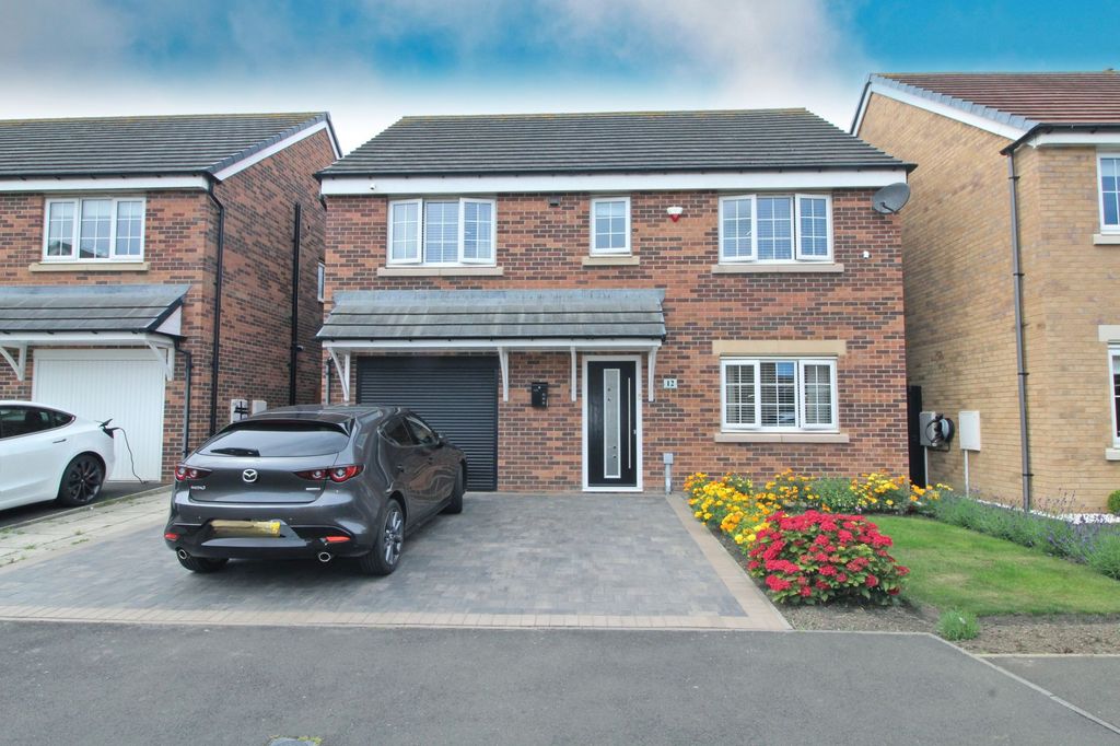 Property photo 1 of 24