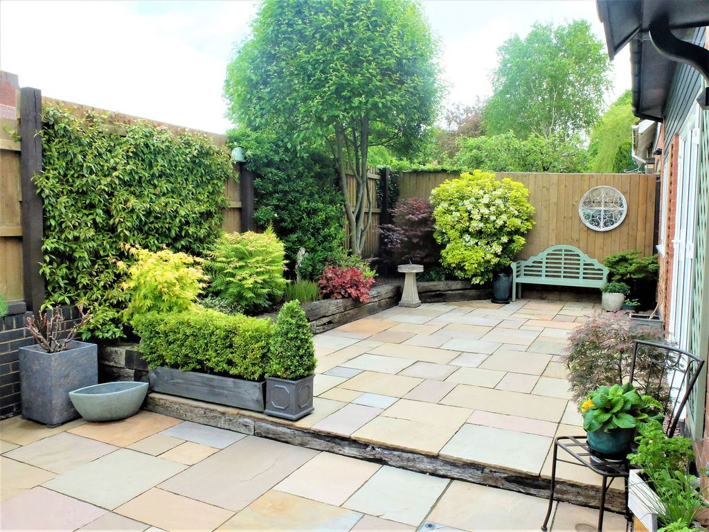 Property photo 2 of 15