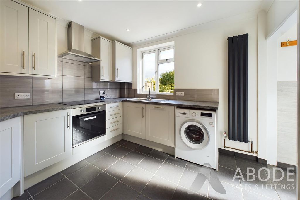 Property photo 3 of 19 Cam02544G0-Pr0175-Still003.Jpg