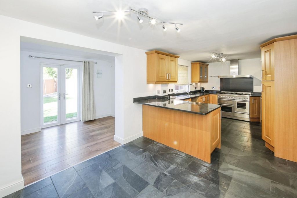 Property photo 2 of 35 14.Jpg