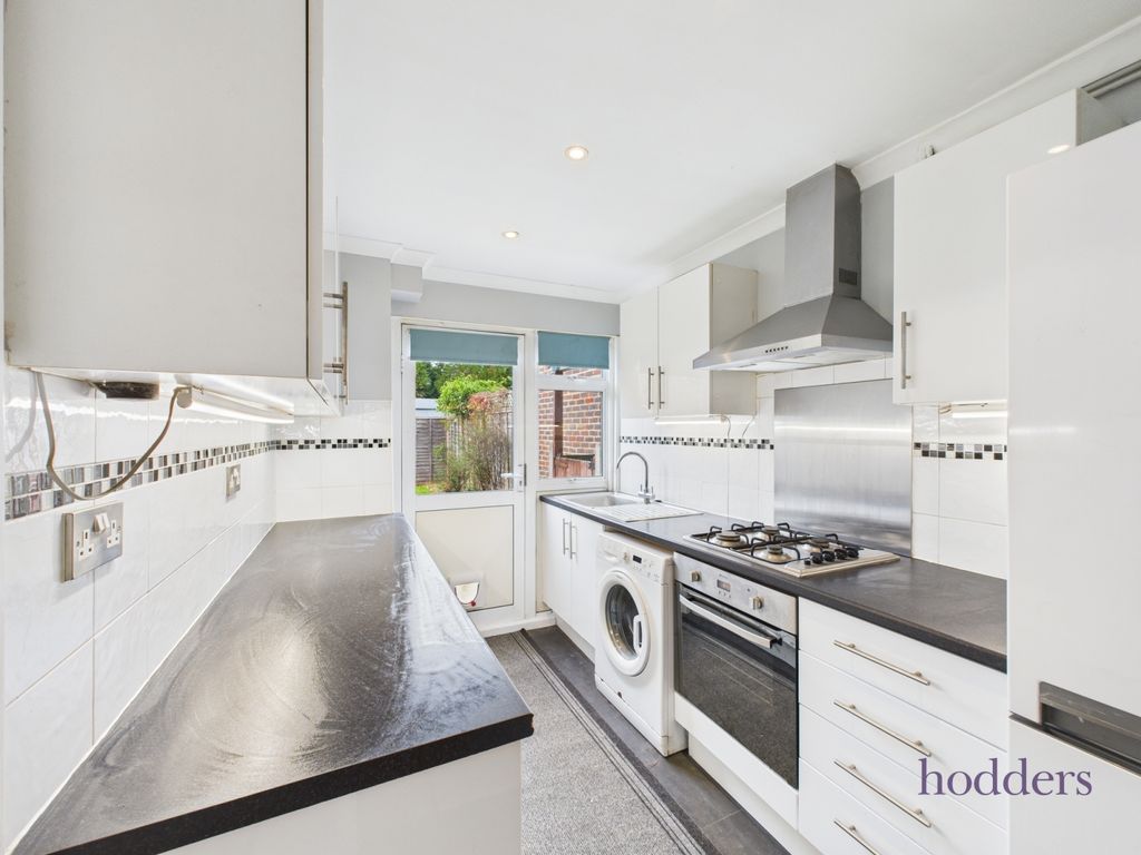 Property photo 2 of 22 Picture No. 33