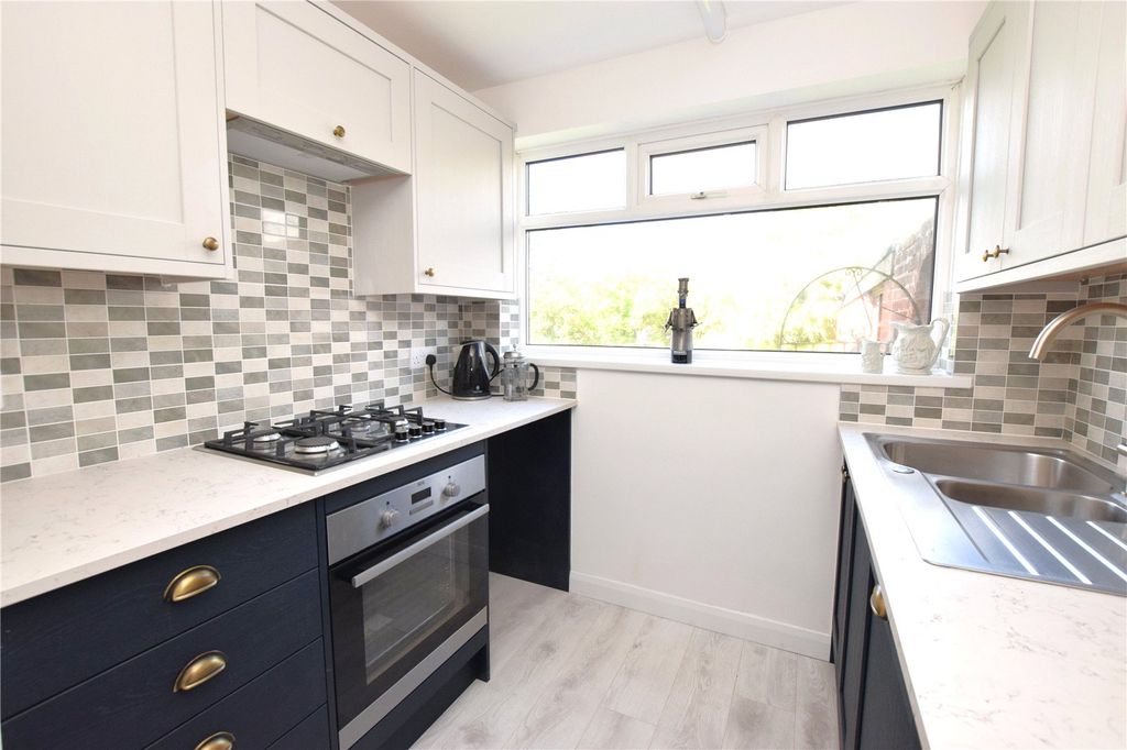 Property photo 3 of 16 Picture No. 79