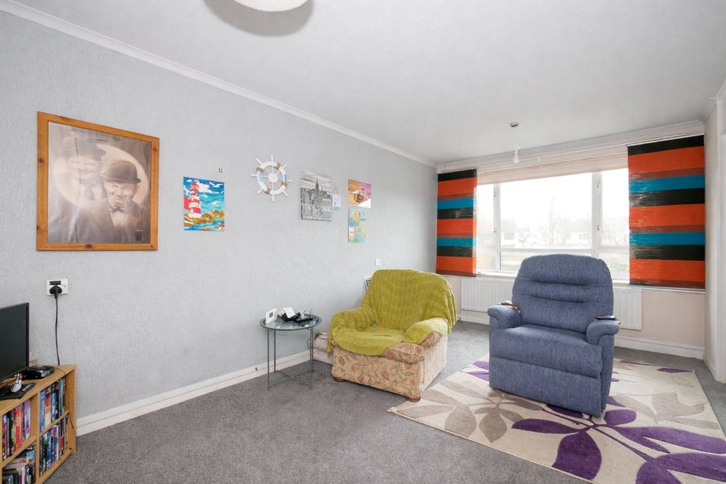 Property photo 2 of 10 Picture No. 01