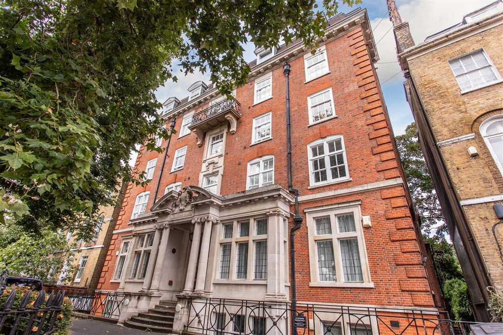 Property photo 1 of 19 Exterior