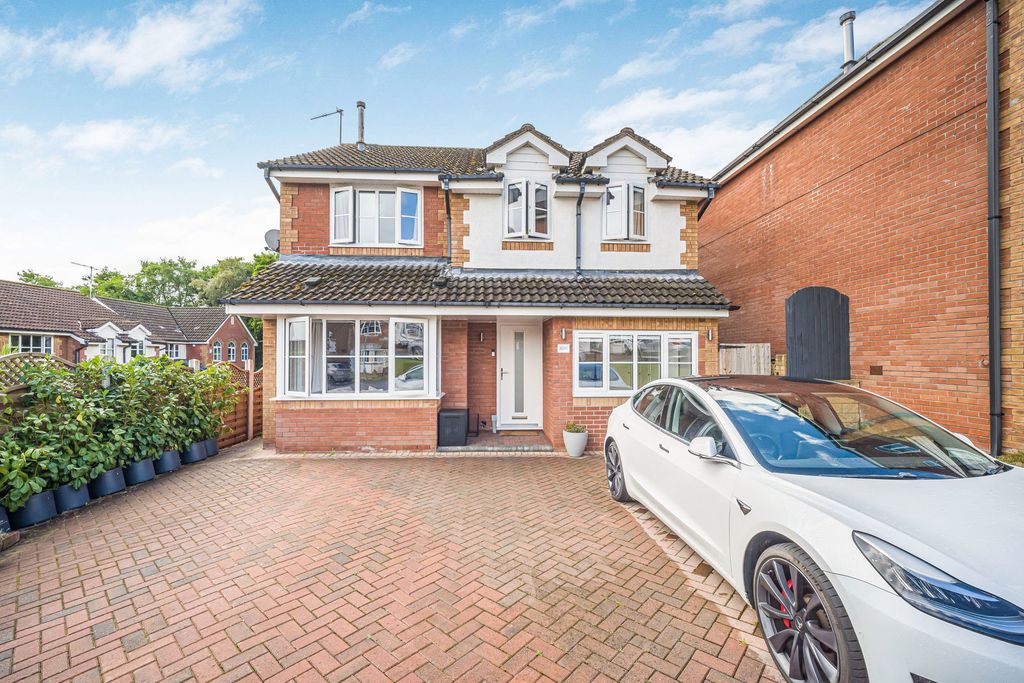 Property photo 1 of 35
