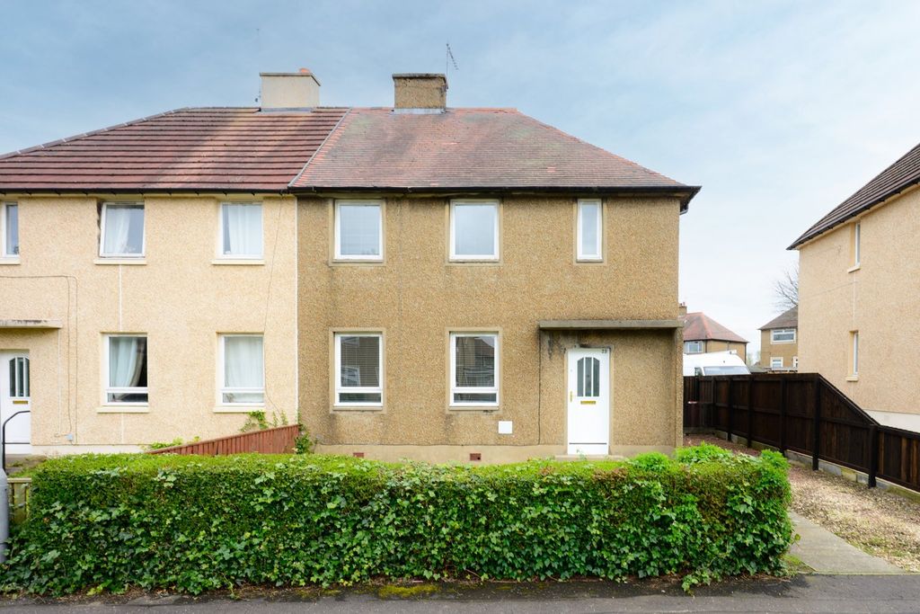 Property photo 2 of 25