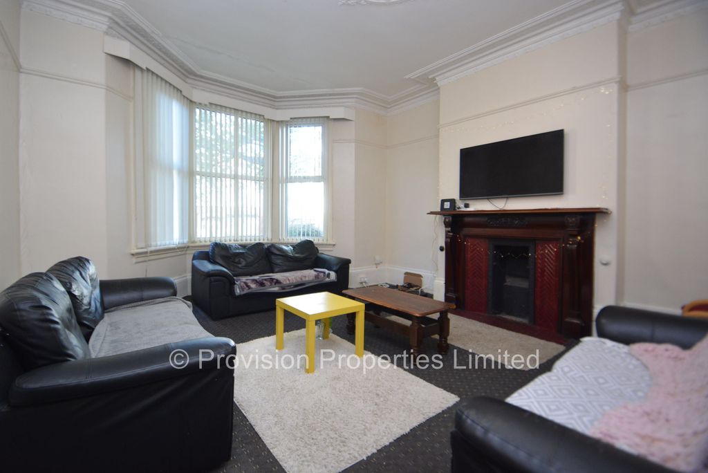 Property photo 1 of 13 Photo
