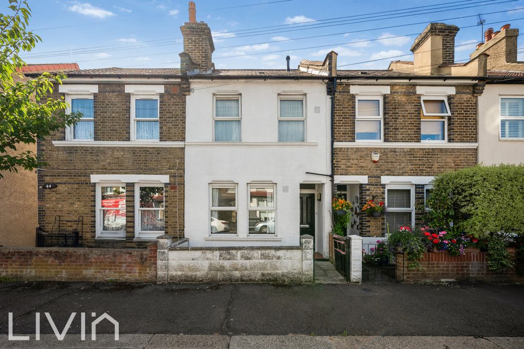 Property photo 1 of 12 1