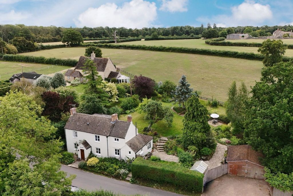 Property photo 2 of 33 Img_6416_1756196661539.Jpeg