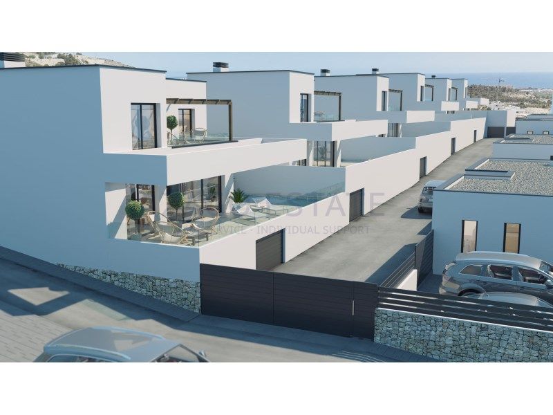 Property photo 2 of 33