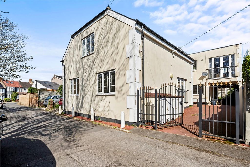 Property photo 1 of 11 Dsc09440.Jpg